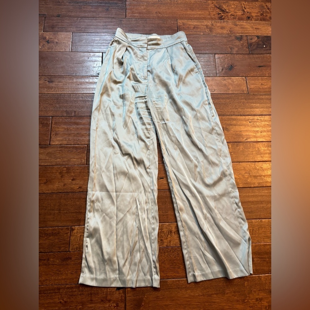 Abercrombie & Fitch Wide Leg High Waist Sage Green Satin Sz 26/2